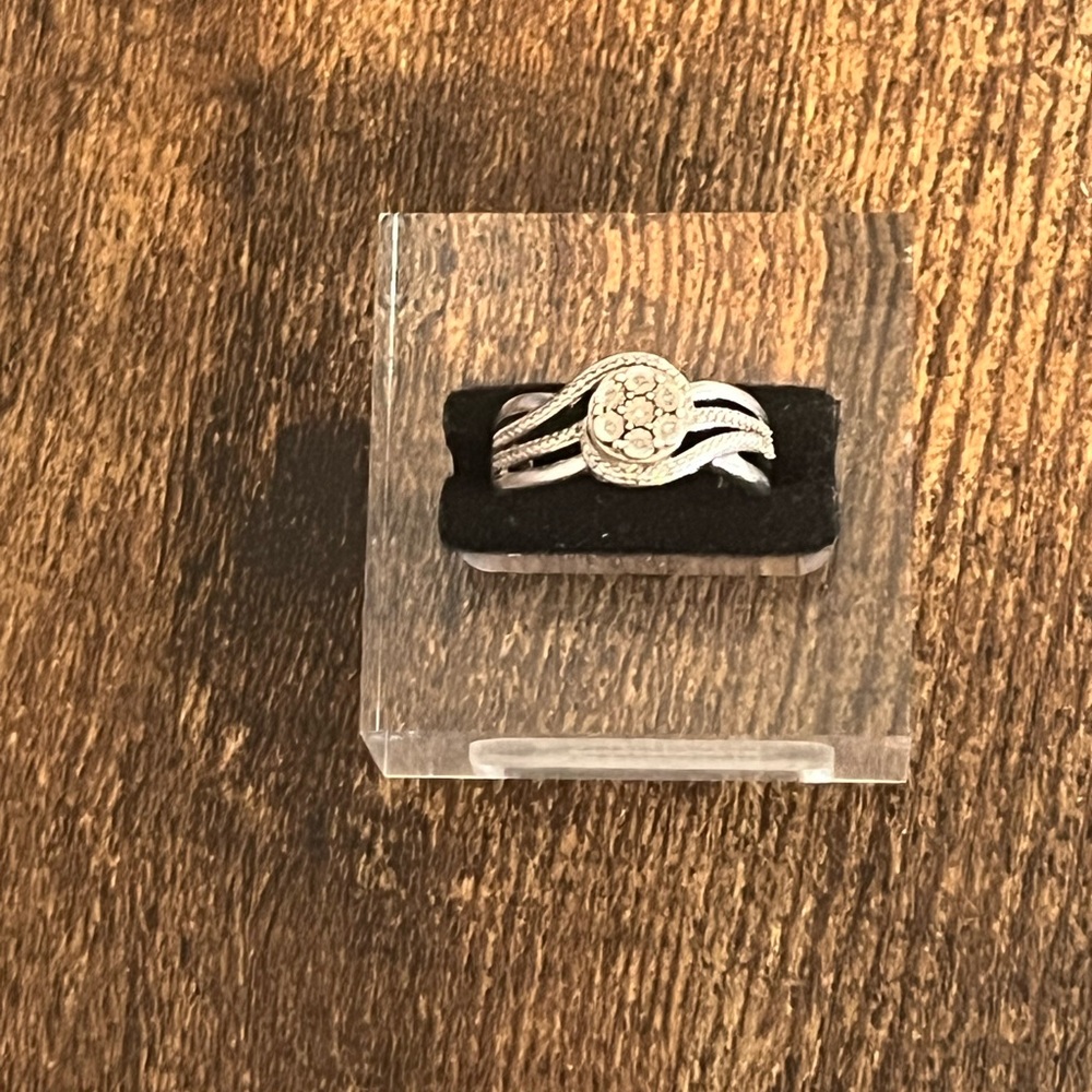 Vintage Diamond sterling silver ring size 7